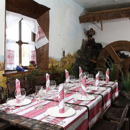 Hotel Okolytsia Svitlovodsʼk Esterno foto