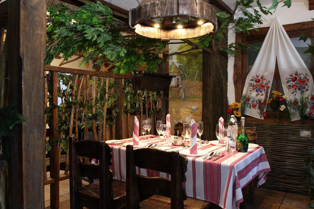 Hotel Okolytsia Svitlovodsʼk Esterno foto